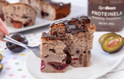 Fitness recept: Hrnčekový slivkový koláč na raňajky