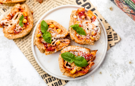 Fitness recept: Proteínové pizza slimáky so šunkou a kukuricou