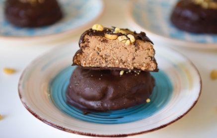 Fitness recept: Nepečené sušienky s arašidovým krémom a čokoládou