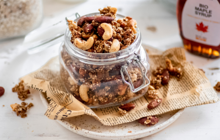 Fitness recept: Chrumkavá granola s orechmi a quinoou